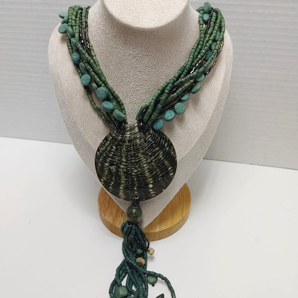 3/$30 Boho 70s Large Seashell Pendant Teal Wooden Bead Layered Necklacr Retro
